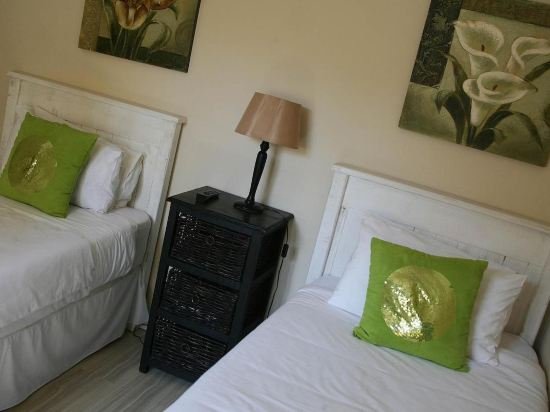 Фото Goulden Street Guest House