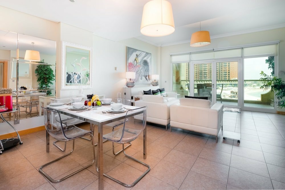 Short-term housing rental Maison Privee - Shoreline Al Nabat, Dubai, photo