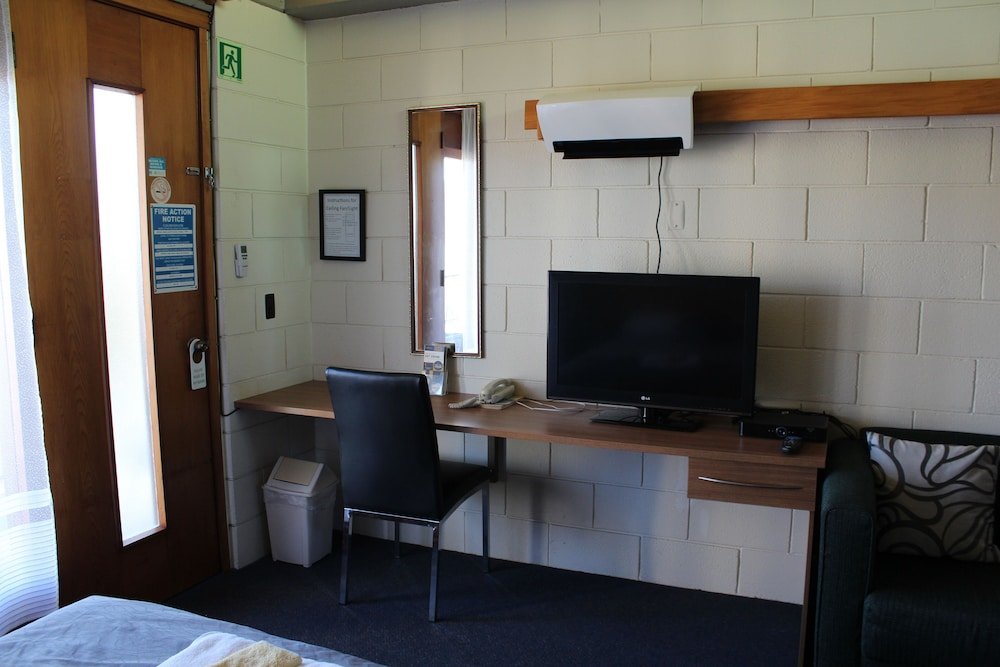 Фото Elmore Lodge Motel