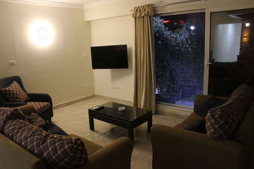 Фото Al Raya Apartments