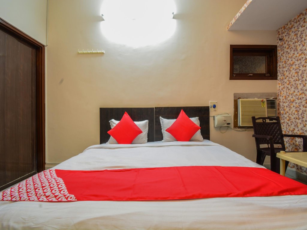 Фото Oyo 19463 Sapphire Palace