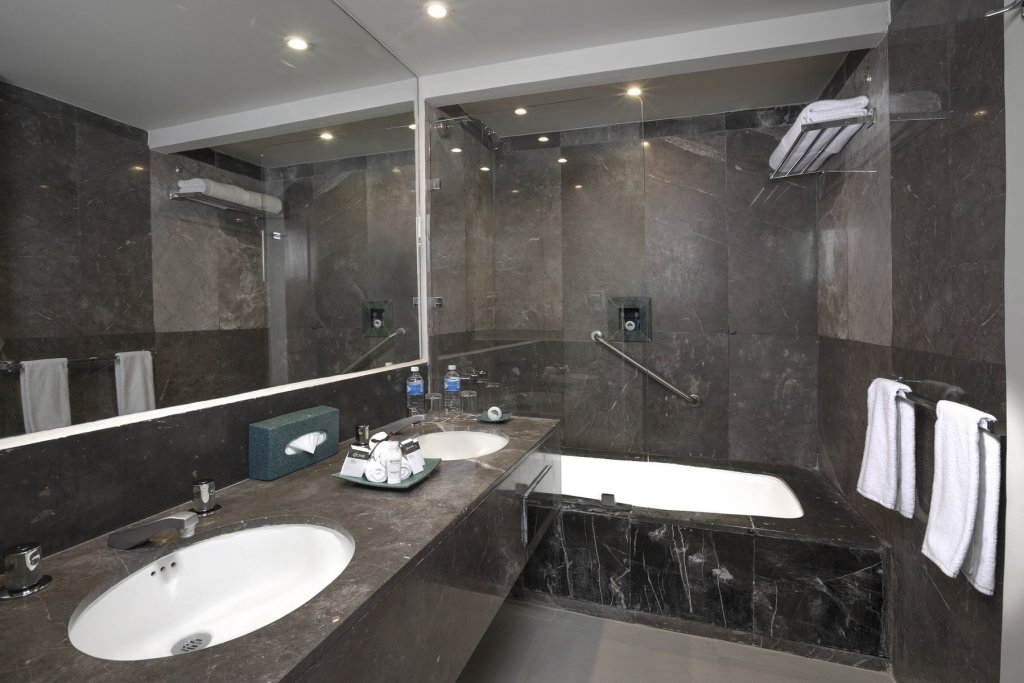 Фото Oasis Cancun Lite