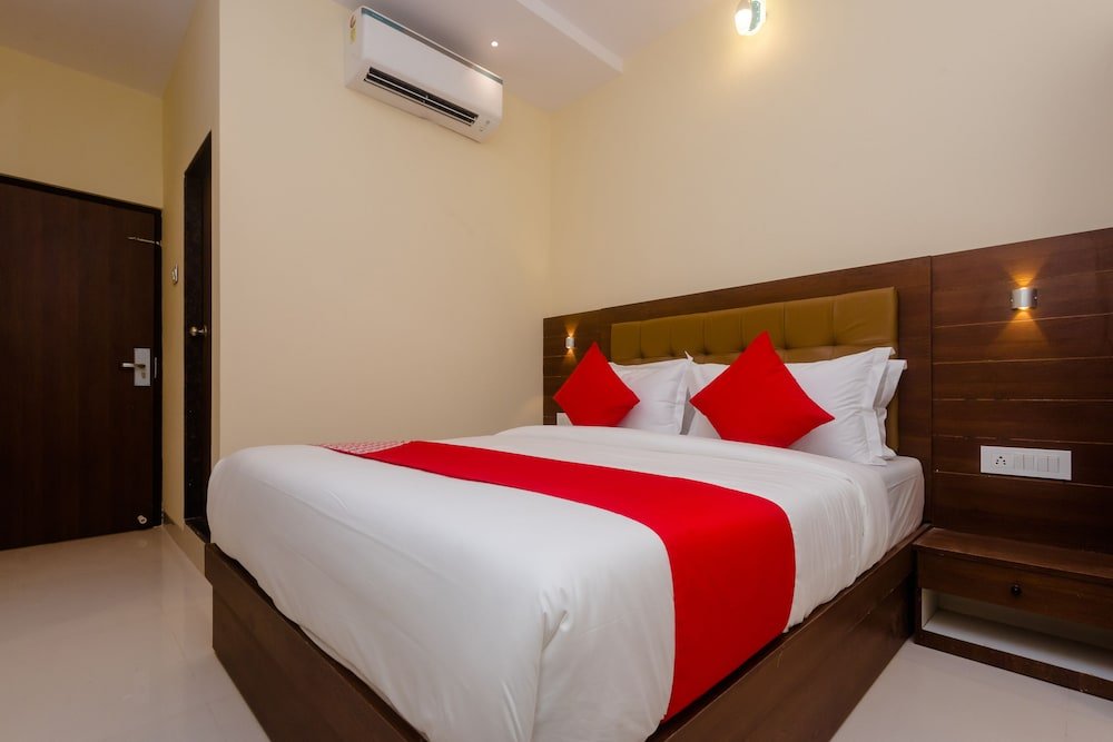 Фото Capital O 29143 Embassy Suites