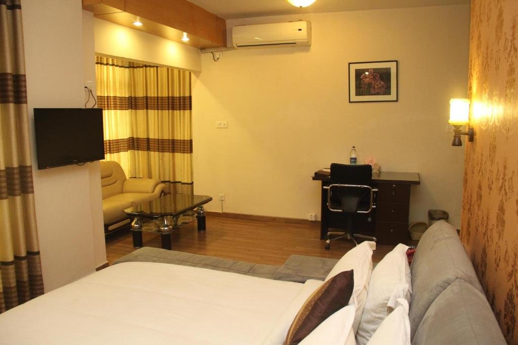 Фото Century Park Residence