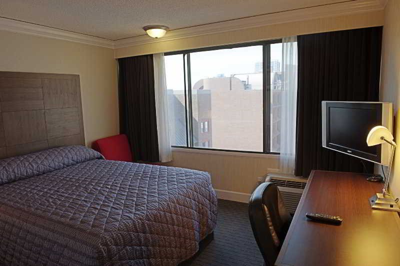 Фото Sandman Hotel Vancouver Downtown