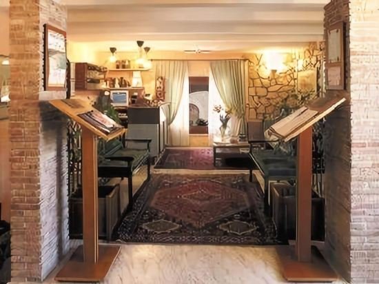 Фото Domus Mariae Albergo