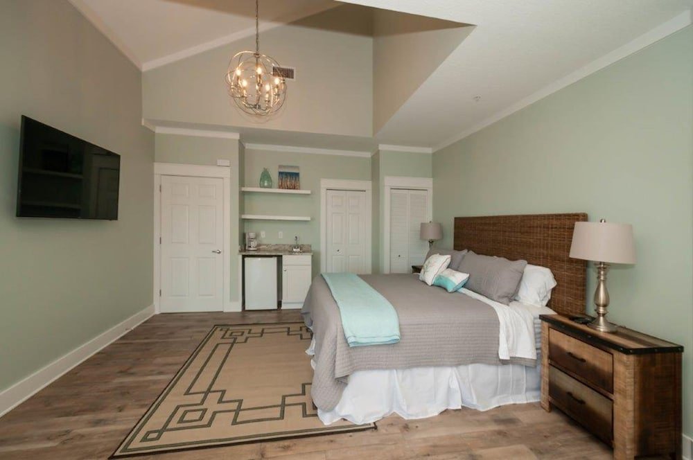 Фото Beach Pointe 203 by Destin Getaways