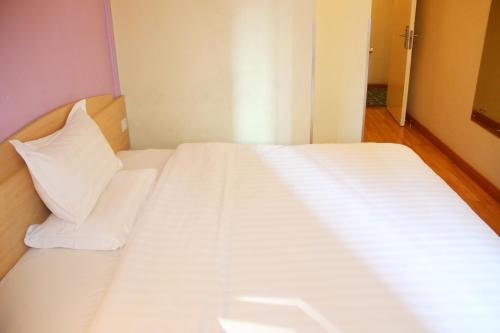 Фото 7 Days Inn Wuhan Shifu Branch