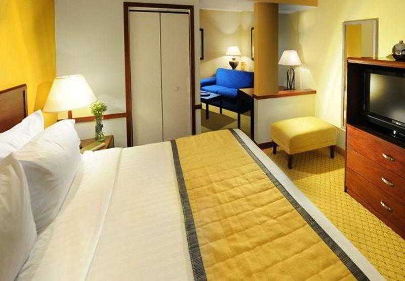 Фото Fairfield Inn and Suites by Marriott Austin Northwest/Domain