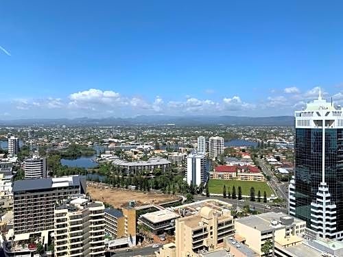 Фото Hilton Surfers Paradise Hotel & Residences