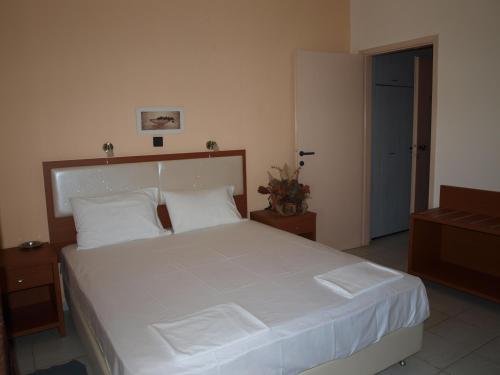 Фото Hotel Eleni