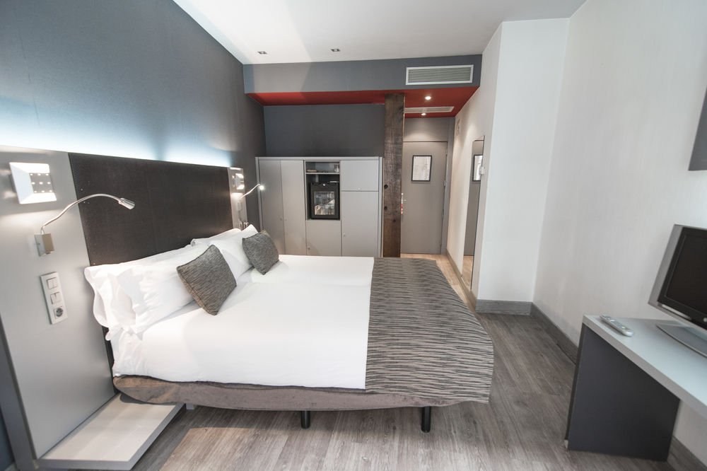 Фото Petit Palace Plaza España