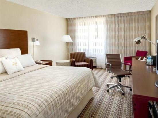 Фото Four Points by Sheraton Oklahoma City Airport