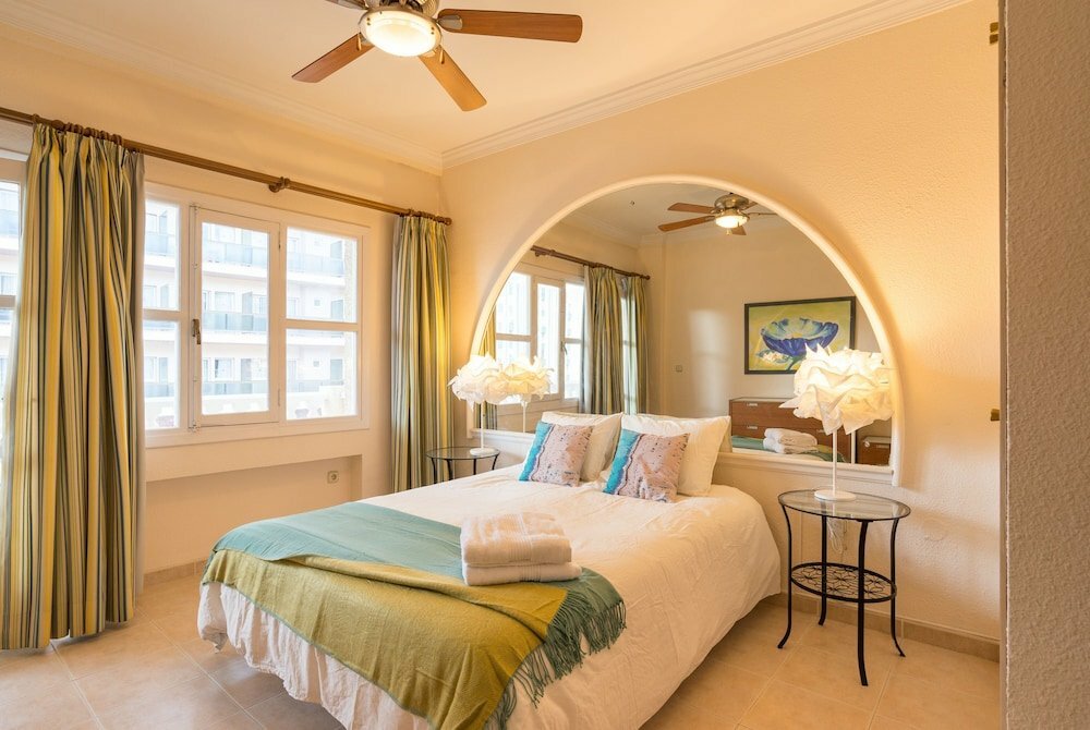 Hotel MalagaSuite Sun&Sea Beach, Torremolinos, photo