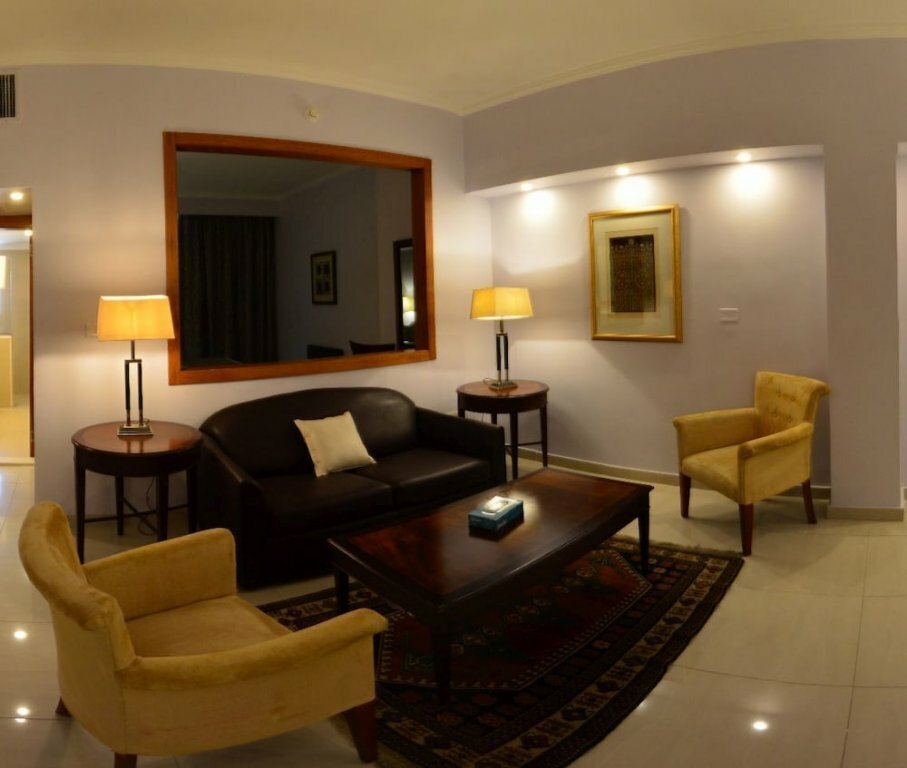 Hotel Marmara Hotel, Amman, photo