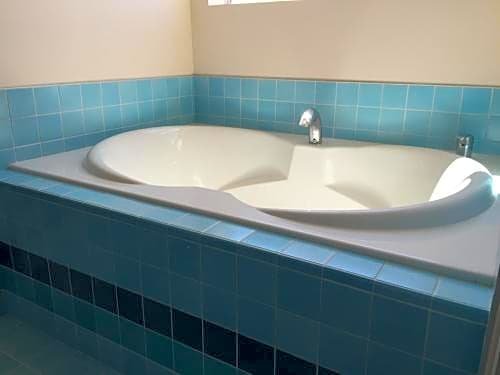 Фото Beverly Laurel Hotel