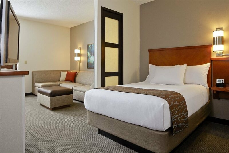 Гостиница Hyatt Place Denver Airport