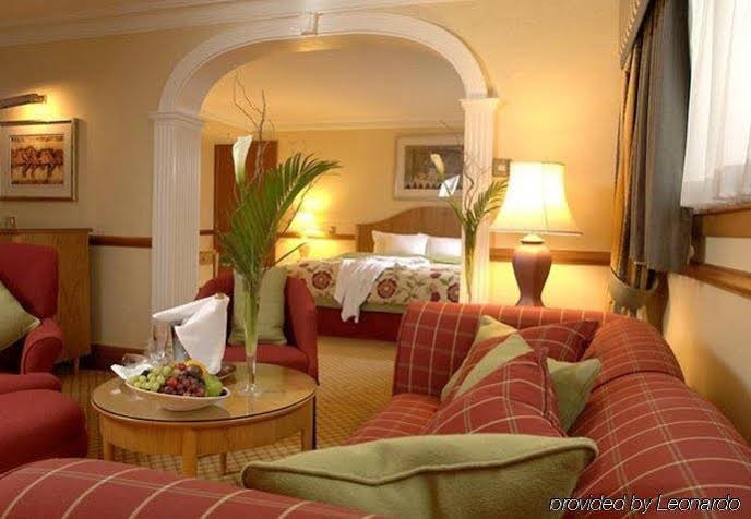 Фото Glasgow Marriott Hotel