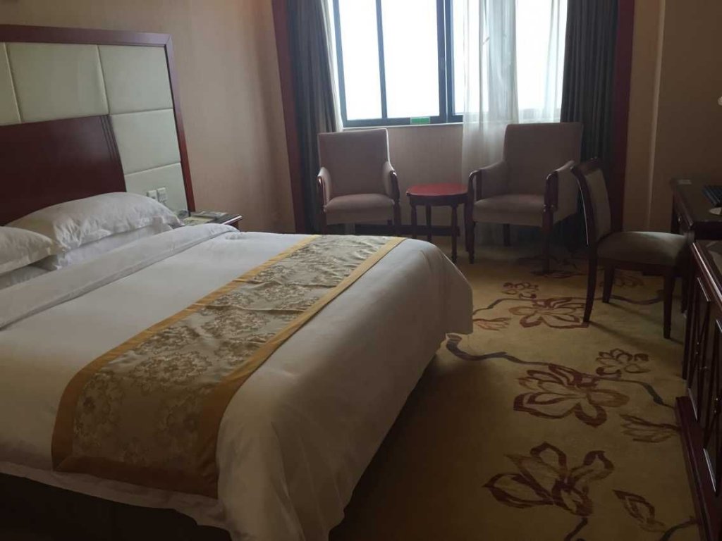 Фото Vienna Hotel Foshan Nanhai Avenue Branch