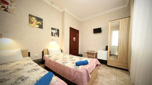 Coral Family (posyolok gorodskogo tipa Mostovskoy, Krasnaya ulitsa, 78), hotel