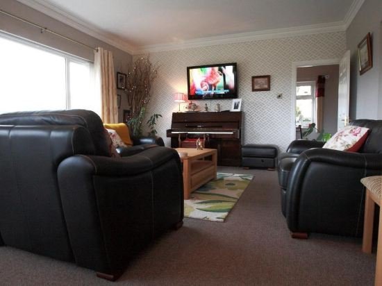 Фото Elagh View Bed & Breakfast