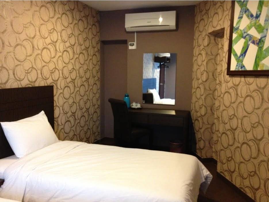 Фото Hotel Est Kl