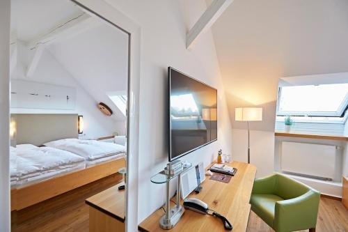 Фото Hotel Zur Wartburg