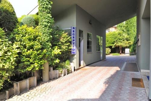 Фото Hotel Motel City