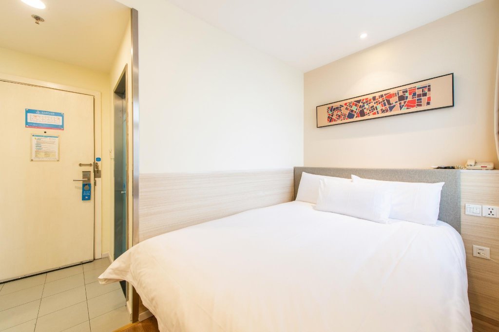 Фото Hanting Hotel Dalian Olympic Square