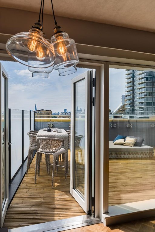 Фото Отель Novotel London Canary Wharf