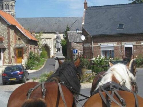 Гостиница Le Val Domignon в Сене-Кантене