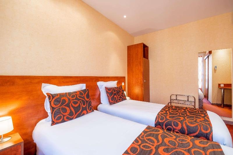 Фото The Originals City, Hôtel Régina, Périgueux