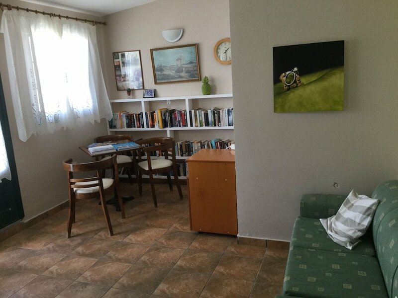 Гостиница Hotel Milos