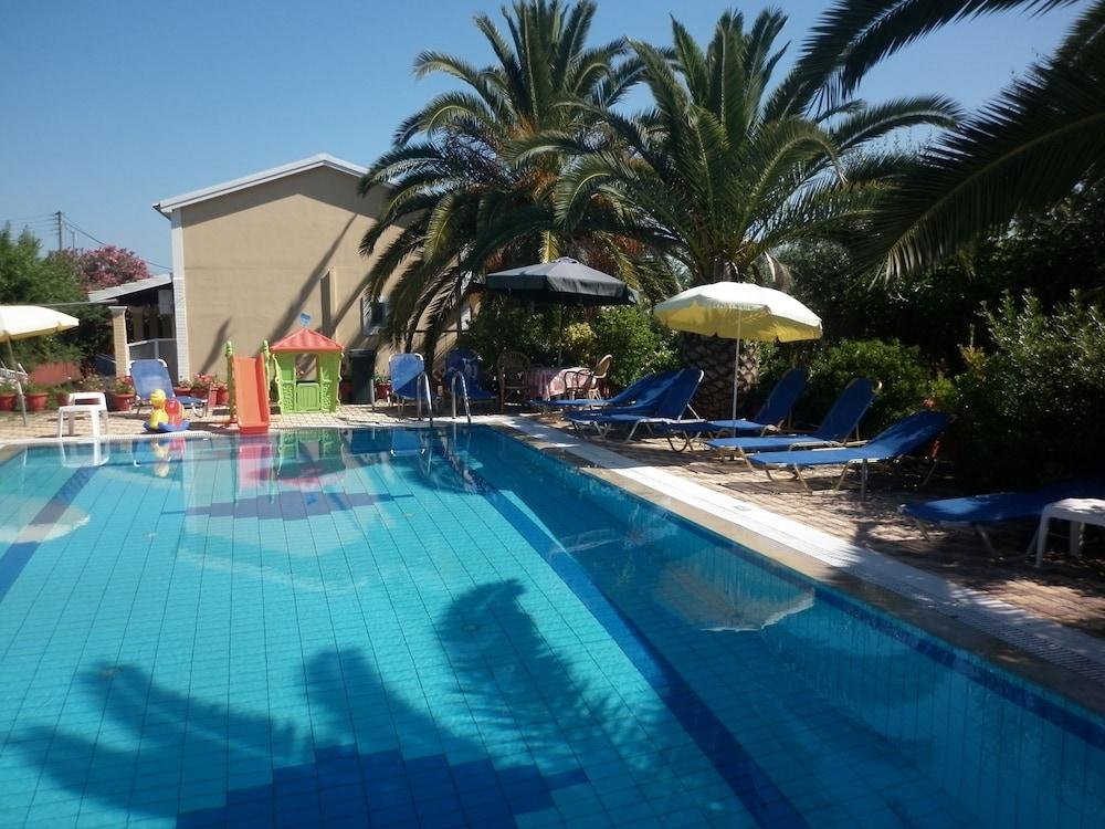 Фото Elena Apartments Corfu