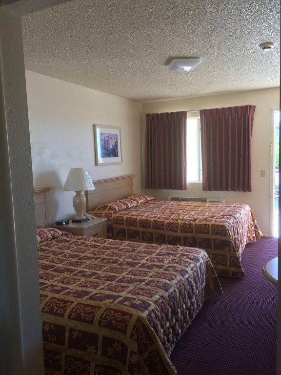 Фото Bridgewater Motel