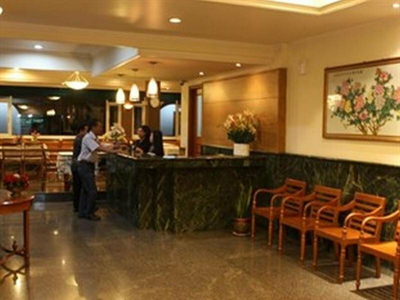 Гостиница Lintas Sumatra Hotel
