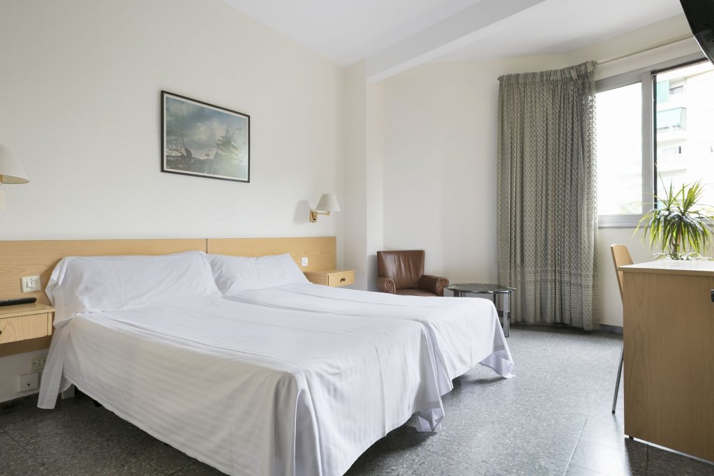 Фото Hotel Brick