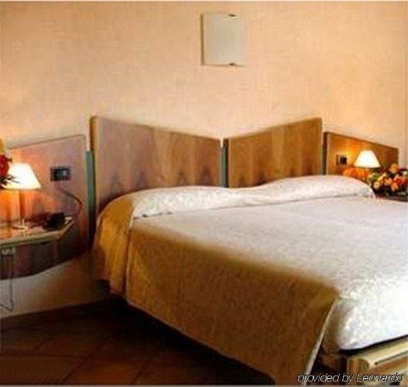 Фото Hotel Sunflower