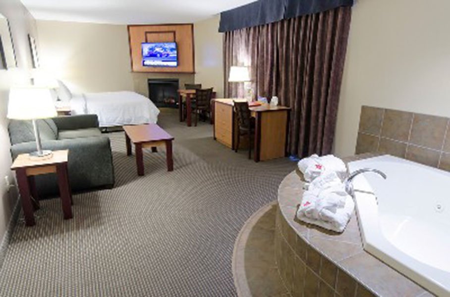 Фото Canad Inns Destination Centre Brandon