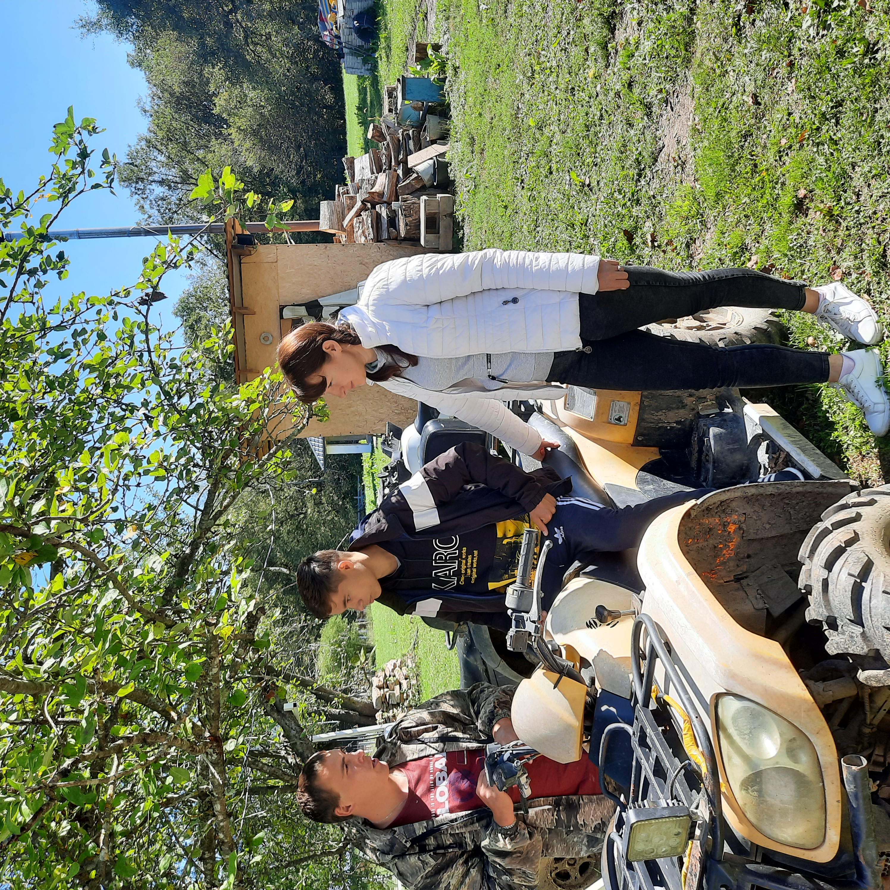 Фото Ореховая роща в Даховской