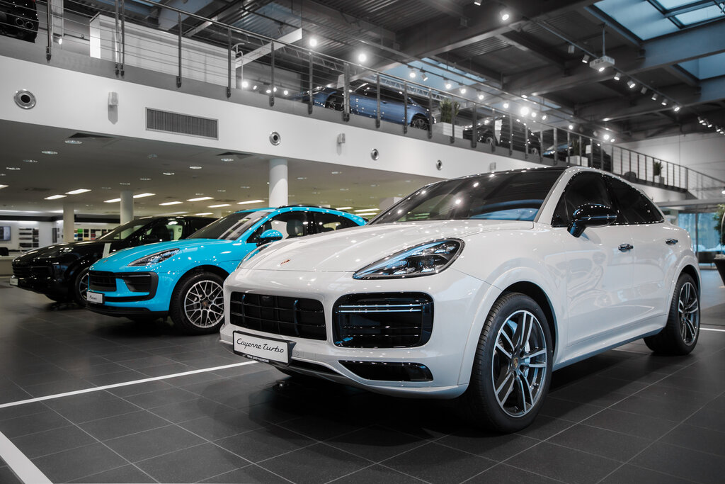 Красноярск автосалон порше