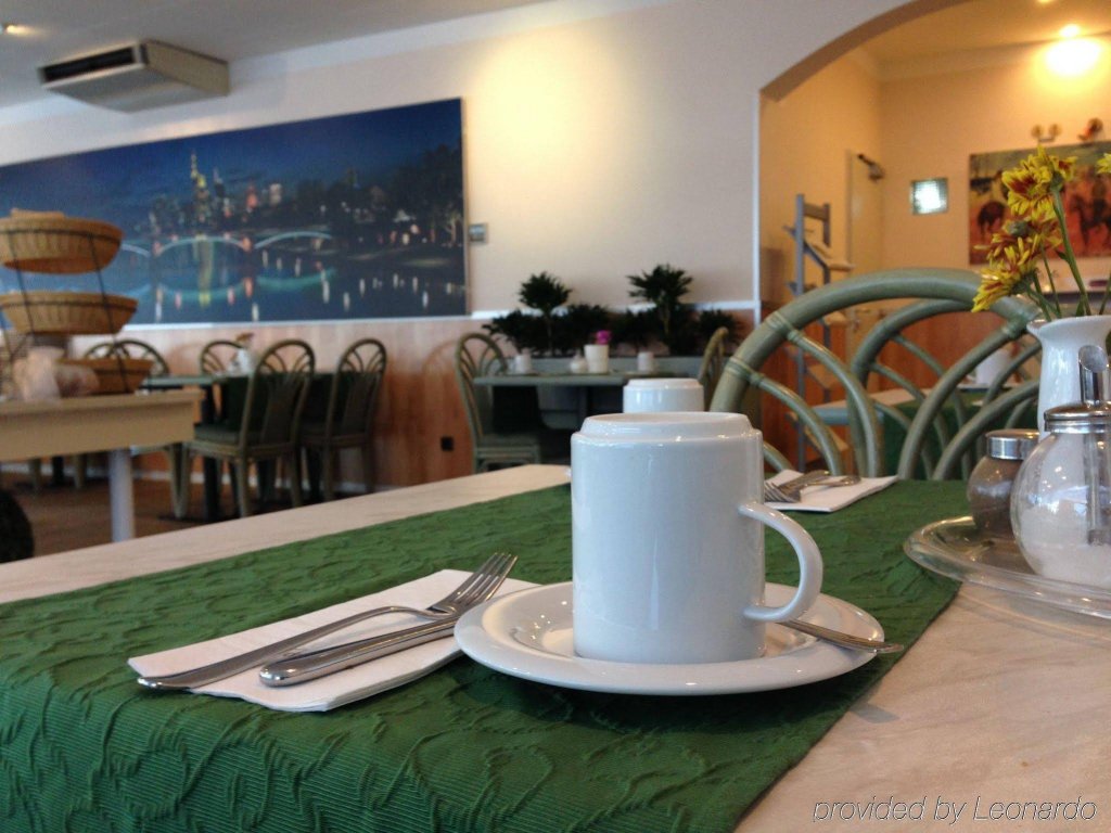 Фото Motel Frankfurt