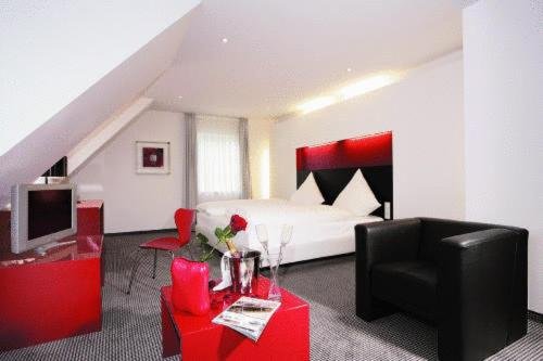 Фото Melvi Hotel Göppingen