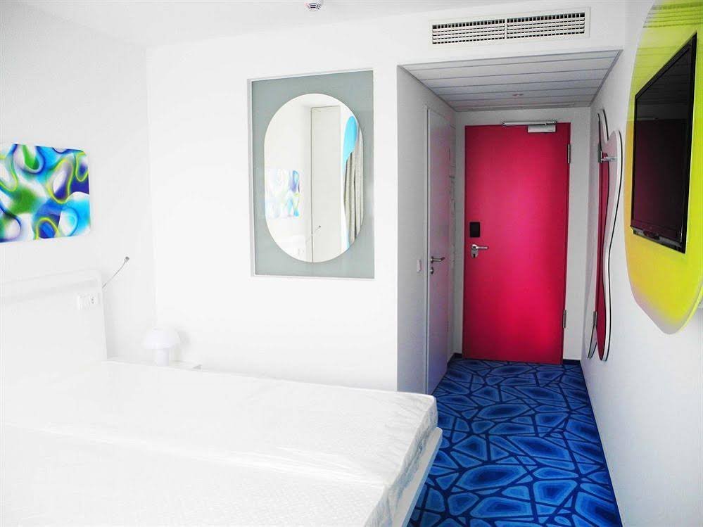 Фото отеля 3