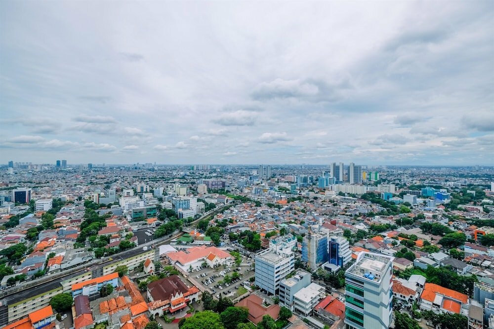 Short-term housing rental Comfy Studio Apartment at Menteng Park, Jakarta, photo