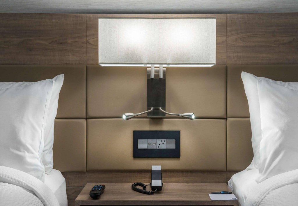 Фото Ac Hotel by Marriott Boston North