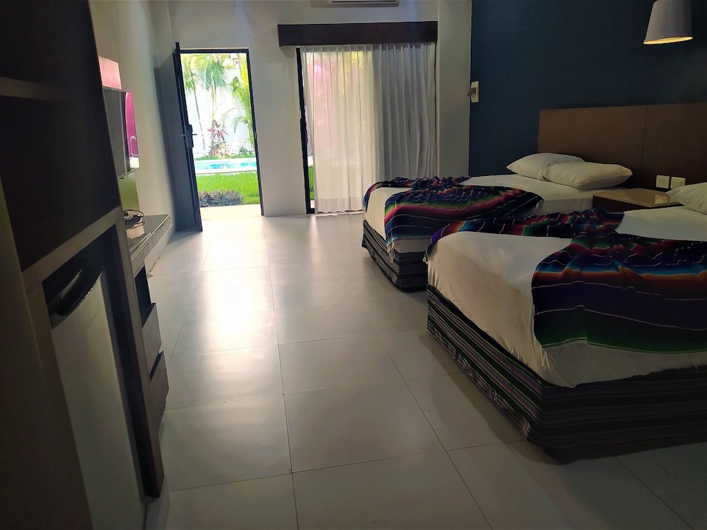 Фото Hotel Mariachi by Kavia 5th AV