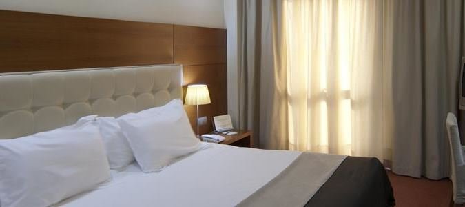 Фото Hotel Silken Coliseum