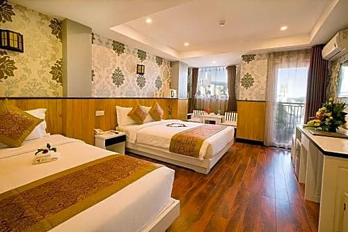 Фото Golden Rain 2