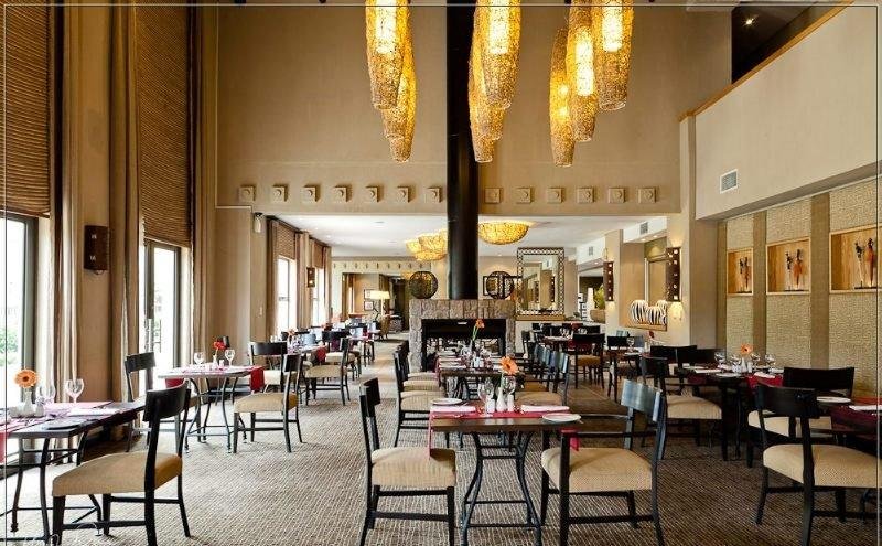 Фото Protea Hotel by Marriott Bloemfontein Willow Lake